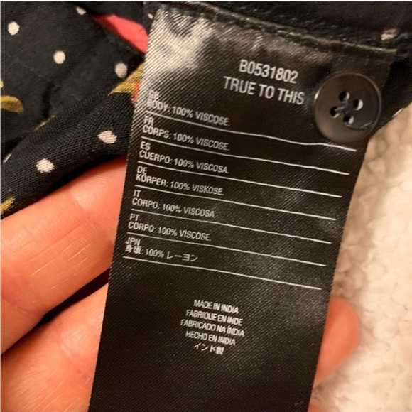 Volcom Check Out Time Floral Long Sleeve Fluted Top Blouse - Picture 9 of 16